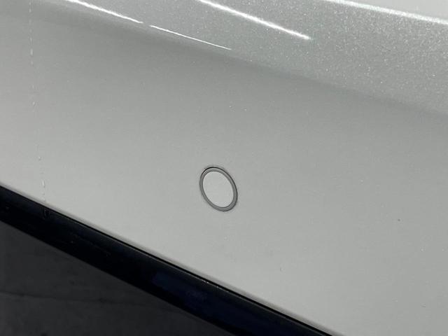 プリウス Ｓツーリングセレクション・ブラックエディション　純正８型ディスプレイオーディオ　レザー調シート　シートヒーター　ＡＣ１００Ｖ　バックカメラ　トヨタセーフティセンス　レーダークルーズ　禁煙車　　ドラレコ　コーナーセンサー（25枚目）