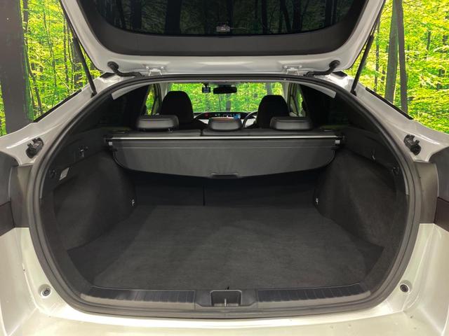 プリウス Ｓツーリングセレクション・ブラックエディション　純正８型ディスプレイオーディオ　レザー調シート　シートヒーター　ＡＣ１００Ｖ　バックカメラ　トヨタセーフティセンス　レーダークルーズ　禁煙車　　ドラレコ　コーナーセンサー（39枚目）