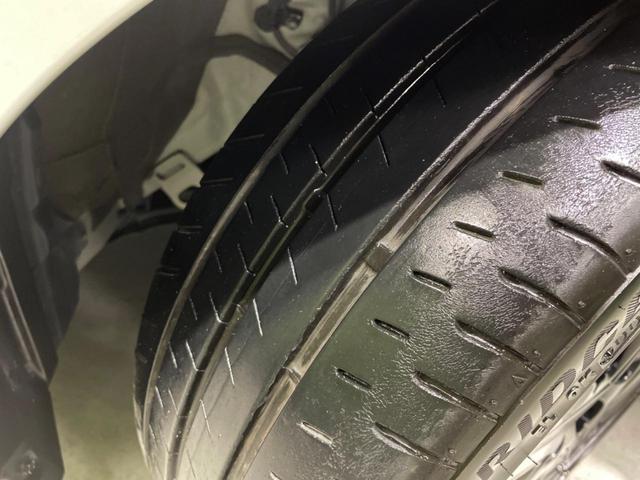 プリウス Ｓツーリングセレクション・ブラックエディション　純正８型ディスプレイオーディオ　レザー調シート　シートヒーター　ＡＣ１００Ｖ　バックカメラ　トヨタセーフティセンス　レーダークルーズ　禁煙車　　ドラレコ　コーナーセンサー（54枚目）