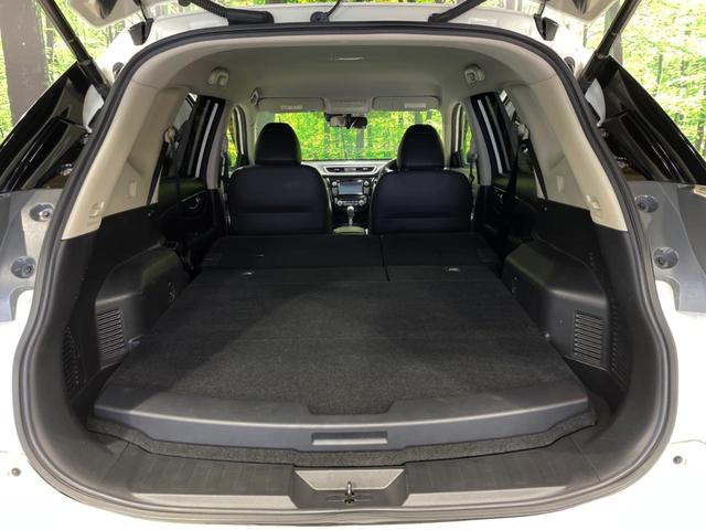 エクストレイル ２０Ｘ　ＨＶブラクＸトリマＸエマジェンシーブレーキＰ　４ＷＤ　電動リアゲート　ルーフレール　全周囲カメラ　エマージェンシーブレーキ　合皮レザーシート　純正ＳＤナビ　ＥＴＣ　クルコン　禁煙車　コーナーセンサー　スマートキー　ＬＥＤヘッド（16枚目）