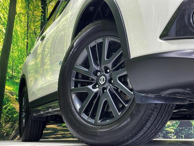エクストレイル ２０Ｘ　ＨＶブラクＸトリマＸエマジェンシーブレーキＰ　４ＷＤ　電動リアゲート　ルーフレール　全周囲カメラ　エマージェンシーブレーキ　合皮レザーシート　純正ＳＤナビ　ＥＴＣ　クルコン　禁煙車　コーナーセンサー　スマートキー　ＬＥＤヘッド（19枚目）