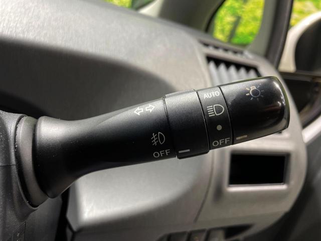 プリウスアルファ Ｓツーリングセレクション　純正ＳＤナビ　バックカメラ　禁煙車　ＬＥＤヘッド　ＥＴＣ　純正１７インチアルミ　Ｂｌｕｅｔｏｏｔｈ　フルセグ　コーナーガード前後（21枚目）