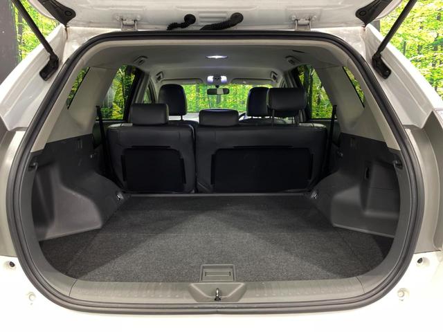 プリウスアルファ Ｓツーリングセレクション　純正ＳＤナビ　バックカメラ　禁煙車　ＬＥＤヘッド　ＥＴＣ　純正１７インチアルミ　Ｂｌｕｅｔｏｏｔｈ　フルセグ　コーナーガード前後（33枚目）