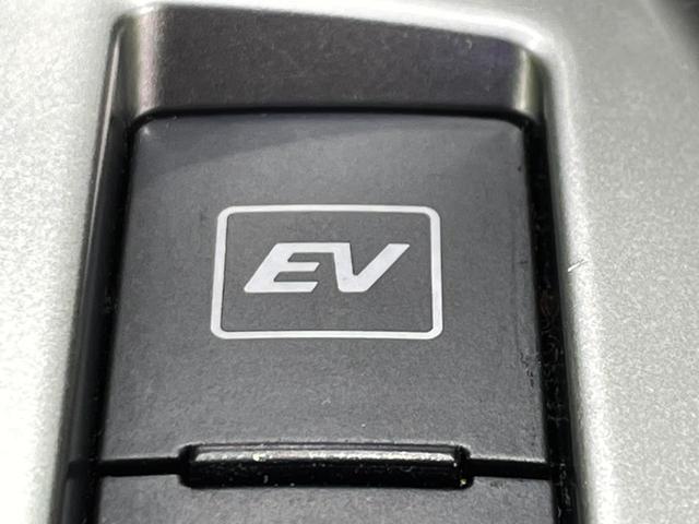 プリウスアルファ Ｓツーリングセレクション　純正ＳＤナビ　バックカメラ　禁煙車　ＬＥＤヘッド　ＥＴＣ　純正１７インチアルミ　Ｂｌｕｅｔｏｏｔｈ　フルセグ　コーナーガード前後（39枚目）