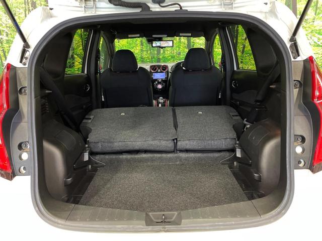 ノート e-パワーニスモ 純正SDナビ レーダークルーズ NISMOシート 全方位カメラ 禁煙車 デジタルインナーミラー 衝突軽減システム 純正16AW LED Bluetooth アルカンターラシート(31枚目)