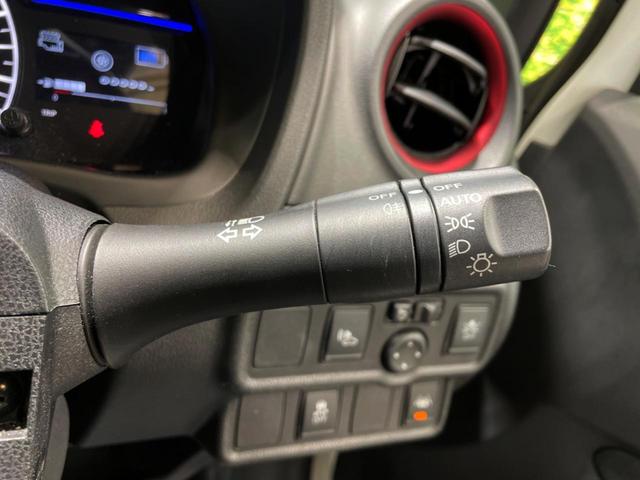 ノート e-パワーニスモ 純正SDナビ レーダークルーズ NISMOシート 全方位カメラ 禁煙車 デジタルインナーミラー 衝突軽減システム 純正16AW LED Bluetooth アルカンターラシート(50枚目)