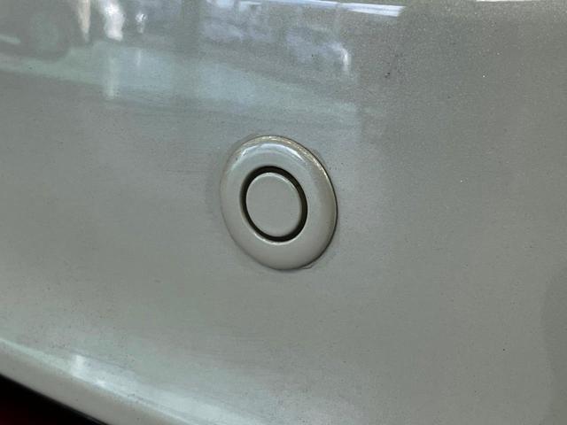 ノート e-パワーニスモ 純正SDナビ レーダークルーズ NISMOシート 全方位カメラ 禁煙車 デジタルインナーミラー 衝突軽減システム 純正16AW LED Bluetooth アルカンターラシート(57枚目)