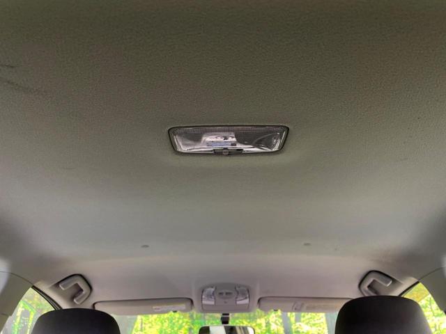 プリウス Ｓツーリングセレクション　純正ＳＤナビ　禁煙車　スマートキー　ＬＥＤヘッド　ＥＴＣ　オートライト　オートエアコン　純正１７インチアルミ　Ｂｌｕｅｔｏｏｔｈ　ＣＤ　ＤＶＤ再生　地デジ（18枚目）