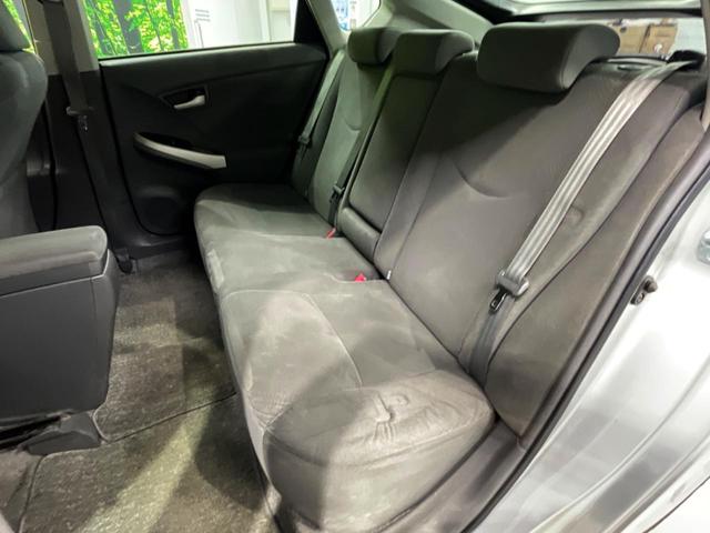 プリウス Ｓツーリングセレクション　純正ＳＤナビ　禁煙車　スマートキー　ＬＥＤヘッド　ＥＴＣ　オートライト　オートエアコン　純正１７インチアルミ　Ｂｌｕｅｔｏｏｔｈ　ＣＤ　ＤＶＤ再生　地デジ（25枚目）