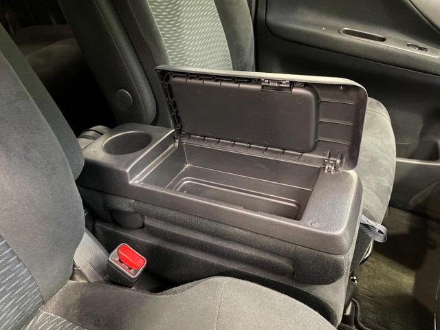 セレナ ２０Ｘ　Ｖセレクション＋セーフティ　Ｓ－ハイブリッド　両側電動ドア　純正ＳＤナビ　全周囲カメラ　エマージェンシーブレーキ　レーダークルーズ　禁煙車　コーナーセンサー　スマートキー　ＥＴＣ　車線逸脱警報　オートライト　オートエアコン（39枚目）