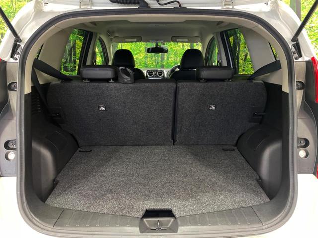 ノート メダリスト　純正エアロ　全周囲カメラ　禁煙車　ハーフレザーシート　純正ＳＤナビ　スマートキー　ＥＴＣ　純正１５インチアルミ　オートライト　オートエアコン　Ｂｌｕｅｔｏｏｔｈ　フルセグ（11枚目）