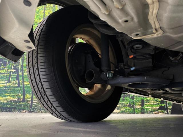 ノート メダリスト　純正エアロ　全周囲カメラ　禁煙車　ハーフレザーシート　純正ＳＤナビ　スマートキー　ＥＴＣ　純正１５インチアルミ　オートライト　オートエアコン　Ｂｌｕｅｔｏｏｔｈ　フルセグ（32枚目）