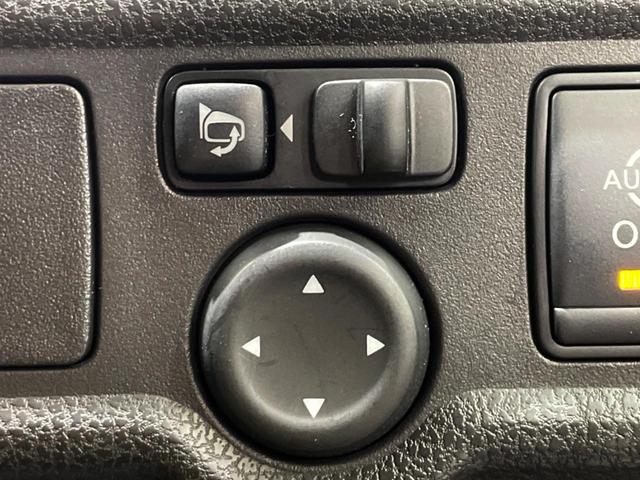 ノート メダリスト　純正エアロ　全周囲カメラ　禁煙車　ハーフレザーシート　純正ＳＤナビ　スマートキー　ＥＴＣ　純正１５インチアルミ　オートライト　オートエアコン　Ｂｌｕｅｔｏｏｔｈ　フルセグ（41枚目）