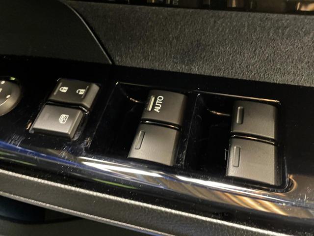 Ｎ－ＢＯＸカスタム Ｇ・Ｌターボホンダセンシング　両側電動ドア　純正ＳＤナビ　衝突被害軽減システム　レーダークルーズ　バックカメラ　ＥＴＣ　禁煙車　ハーフレザーシート　ドラレコ　スマートキー　ＬＥＤヘッド（38枚目）