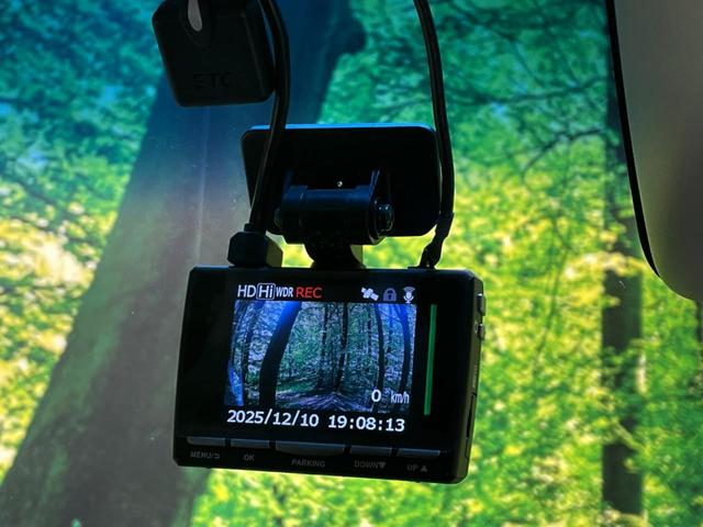 タント カスタムRS トップエディションSAII 両側電動ドア SDナビ バックカメラ 衝突被害軽減システム 禁煙車 ハーフレザーシート ドラレコ スマートキー LEDヘッド ETC 純正15インチアルミ オートライト オートエアコン(7枚目)