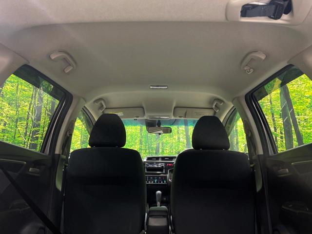 フィット １３Ｇ・Ｌパッケージ　衝突被害軽減システム　禁煙車　スマートキー　ＨＩＤヘッド　ＥＴＣ　オートライト　オートエアコン　ＣＤ（22枚目）