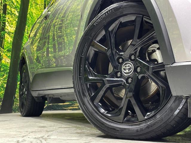 Ｃ－ＨＲ Ｇ　モード　ネロ　純正９インチナビ　ＢＳＭ　バックカメラ　トヨタセーフティセンス　レーダークルーズ　禁煙車　ハーフレザーシート　コーナーセンサー　スマートキー　ＬＥＤヘッド　ＥＴＣ　純正１８インチアルミ（14枚目）