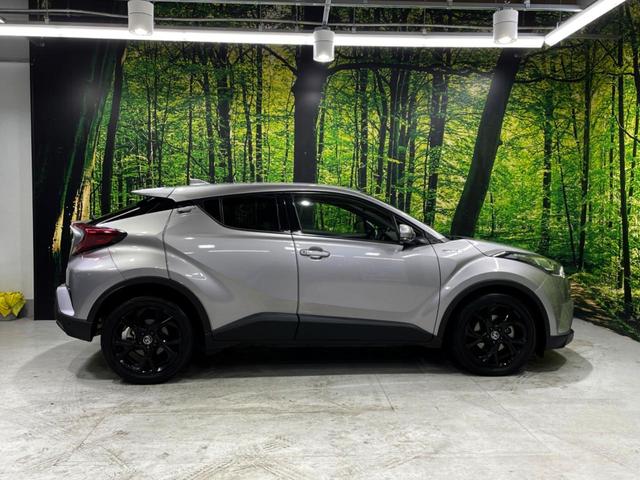 Ｃ－ＨＲ Ｇ　モード　ネロ　純正９インチナビ　ＢＳＭ　バックカメラ　トヨタセーフティセンス　レーダークルーズ　禁煙車　ハーフレザーシート　コーナーセンサー　スマートキー　ＬＥＤヘッド　ＥＴＣ　純正１８インチアルミ（49枚目）