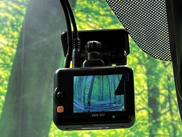 デイズ ハイウェイスター　Ｘ　純正ナビ　全周囲カメラ　Ｂｌｕｅｔｏｏｔｈ　衝突被害軽減システム　禁煙車　ドラレコ　スマートキー　ＨＩＤヘッド　ＥＴＣ　純正１４インチアルミ　オートハイビーム（6枚目）