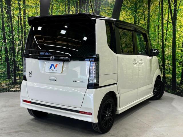Ｎ－ＢＯＸカスタム Ｇ　ＳＳパッケージ　両側電動ドア　２トーンルーフ　禁煙車　衝突軽減システム　純正ナビ　ドラレコ　ＥＴＣ　スマートキー　ＨＩＤヘッド　純正１４インチアルミ　Ｂｌｕｅｔｏｏｔｈ　バックカメラ（17枚目）