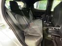 後部座席も気になるようなキズ・汚れやへたり等、大きなダメージはなく、良好な状態です。