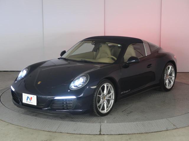 ９１１ ９１１タルガ４　左Ｈ　ポルシェエントリードライブシステム　フロントアクスルリフトシステム　シートヒーター　クリアランスソナー　ナイトブルーメタリックエクステリア　ベージュインテリア　ネイビーコンバーチブルタルガトップ（25枚目）