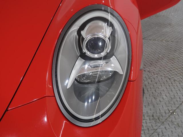 ９１１ ９１１ＧＴ３　クラブスポーツＰＫＧ　レザーインテリアパッケージ　フロントアクスルリフトシステム　ロールゲージ　カーボンフルバケ　スポクロ　スポエグ　カラードメーター（レッド）　レーステックステアリング（23枚目）