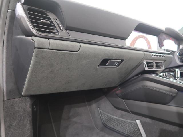 911 911カレラGTS 992.2 後期 保証継承2028.5 1オーナー ジェットブラックメタリック ブラックキャリパー スポクロ スポエグ アダプティブクルーズコントロール アクティブパーキングサポート レーンキープAS(46枚目)