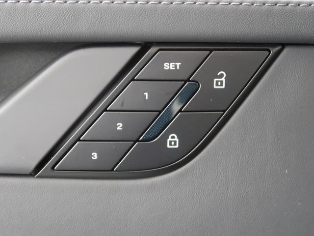 ９１１ ９１１カレラＴ　保証継承Ｒ１０．７月　スレートグレーネオ　メモリー付き１８ｗａｙアダプティブスポーツシート＋　ＢＯＳＥ　シートベンチレーション　レザーインテリア（ブラック）　カラークレストキャップ　スポクロ（27枚目）