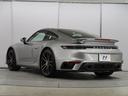 ９１１ターボＳ　ツートーンレザーインテリア（ブラック＆ボルドーレッド）　フロントリフター　ポルシェクレスト付１８ｗａｙスポーツシート　ＰＤＬＳ＋　ガーズレッドメーターパネル＆スポーツクロノ　ＢＯＳＥサラウンド(10枚目)