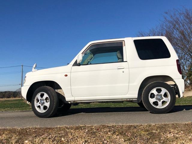 パジェロミニ ＸＲ　ワンオーナー車　禁煙　４ＷＤ　修復歴無し　車検２年　エアバッグ　キーレスキー　ＡＢＳ（22枚目）