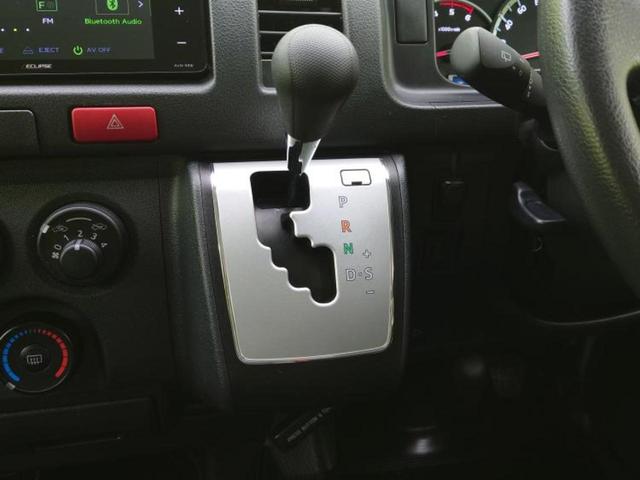 ハイエースバン ４ＷＤロングＤＸ　ＧＬパッケージ　保証書／社外　ＳＤナビ／衝突安全装置／車線逸脱防止支援システム／ＥＴＣ／ＥＢＤ付ＡＢＳ／横滑り防止装置／フルセグＴＶ／エアバッグ　運転席／ＭＴモード付き／パワーウインドウ／キーレスエントリー　４ＷＤ（17枚目）