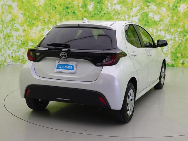 ヤリス ４ＷＤ　Ｘ　新品タイヤ／保証書／社外　ナビ／トヨタセーフティセンス／車線逸脱防止支援システム／ＥＴＣ／ＥＢＤ付ＡＢＳ／横滑り防止装置／クルーズコントロール／バックモニター／エアバッグ　運転席／エアバッグ　助手席（3枚目）