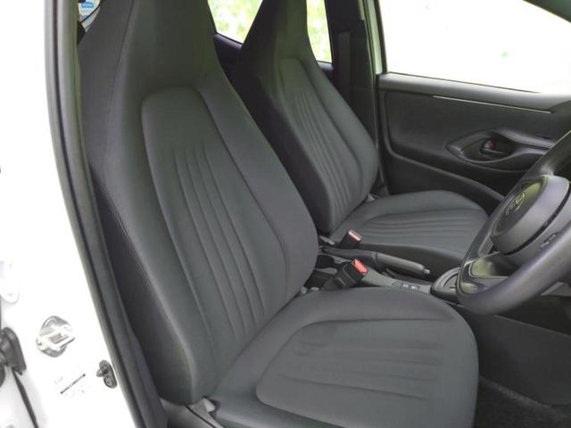 ヤリス ４ＷＤ　Ｘ　新品タイヤ／保証書／社外　ナビ／トヨタセーフティセンス／車線逸脱防止支援システム／ＥＴＣ／ＥＢＤ付ＡＢＳ／横滑り防止装置／クルーズコントロール／バックモニター／エアバッグ　運転席／エアバッグ　助手席（4枚目）