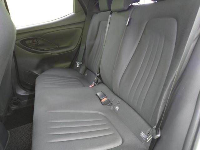 ヤリス ４ＷＤ　Ｘ　新品タイヤ／保証書／社外　ナビ／トヨタセーフティセンス／車線逸脱防止支援システム／ＥＴＣ／ＥＢＤ付ＡＢＳ／横滑り防止装置／クルーズコントロール／バックモニター／エアバッグ　運転席／エアバッグ　助手席（7枚目）