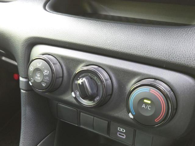 ヤリス ４ＷＤ　Ｘ　新品タイヤ／保証書／社外　ナビ／トヨタセーフティセンス／車線逸脱防止支援システム／ＥＴＣ／ＥＢＤ付ＡＢＳ／横滑り防止装置／クルーズコントロール／バックモニター／エアバッグ　運転席／エアバッグ　助手席（27枚目）