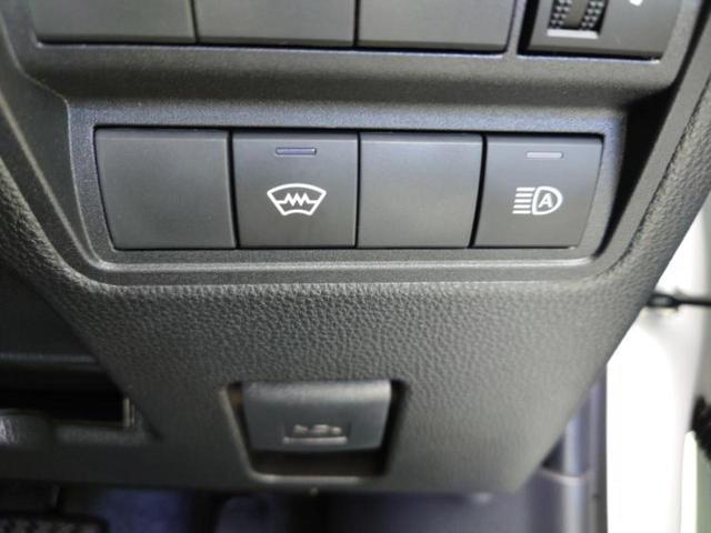 ヤリス ４ＷＤ　Ｘ　新品タイヤ／保証書／社外　ナビ／トヨタセーフティセンス／車線逸脱防止支援システム／ＥＴＣ／ＥＢＤ付ＡＢＳ／横滑り防止装置／クルーズコントロール／バックモニター／エアバッグ　運転席／エアバッグ　助手席（29枚目）