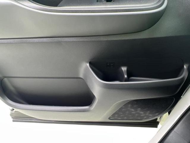 ノア ４ＷＤ　Ｘ　保証書／トヨタセーフティセンス／車線逸脱防止支援システム／ヘッドランプ　ＬＥＤ／ＥＢＤ付ＡＢＳ／横滑り防止装置／エアバッグ　運転席／エアバッグ　助手席／エアバッグ　サイド／ＭＴモード付き　ワンオーナー（42枚目）