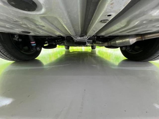 ノア ４ＷＤ　Ｘ　保証書／トヨタセーフティセンス／車線逸脱防止支援システム／ヘッドランプ　ＬＥＤ／ＥＢＤ付ＡＢＳ／横滑り防止装置／エアバッグ　運転席／エアバッグ　助手席／エアバッグ　サイド／ＭＴモード付き　ワンオーナー（48枚目）