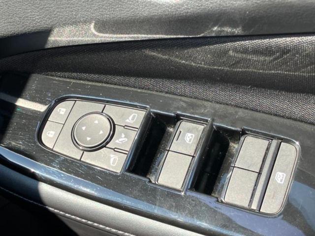 ノート ４ＷＤ　Ｘ　ＦＯＵＲ　新品タイヤ／保証書／社外　ナビ／インテリジェントルームミラー／衝突安全装置／シートヒーター　前席／アラウンドビューモニター／ヘッドランプ　ＬＥＤ／Ｂｌｕｅｔｏｏｔｈ接続／ＥＢＤ付ＡＢＳ　全周囲カメラ（15枚目）