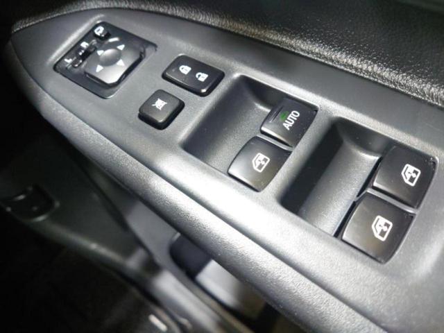アウトランダー ４ＷＤ２４Ｇセーフティパッケージ　新品タイヤ／保証書／社外　ＳＤナビ／衝突安全装置／車線逸脱防止支援システム／ヘッドランプ　ＬＥＤ／Ｂｌｕｅｔｏｏｔｈ接続／ＥＴＣ／ＥＢＤ付ＡＢＳ／横滑り防止装置／アイドリングストップ　バックカメラ（30枚目）