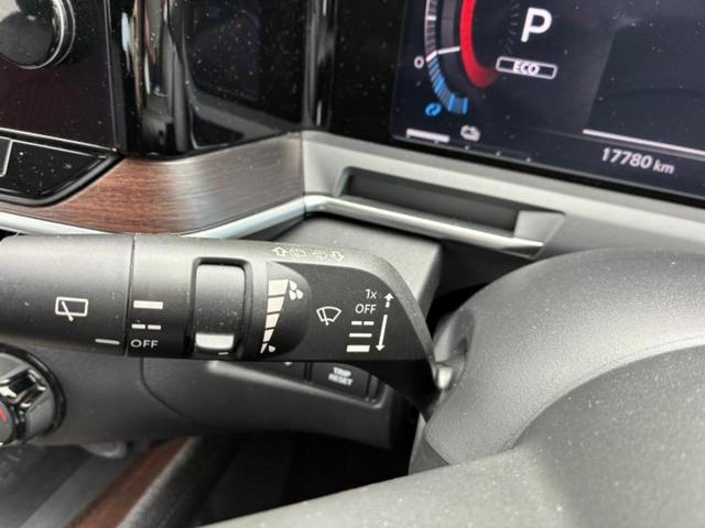 オーラ ４ＷＤ　Ｇ　ＦＯＵＲレザーエディション　ＢＯＳＥ／保証書／純正　ＳＤナビ／インテリジェントルームミラー／衝突安全装置／シートヒーター　前席／全方位モニター／車線逸脱防止支援システム／シート　合皮／プロパイロット／ヘッドランプ　ＬＥＤ　４ＷＤ（16枚目）