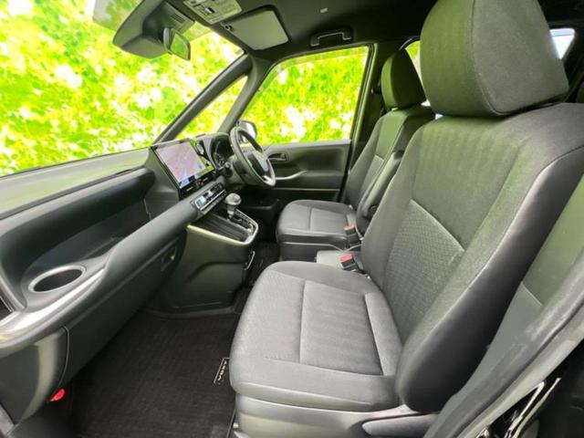 ヴォクシー ４ＷＤ　Ｓ－Ｇ　新品タイヤ／保証書／ディスプレイオーディオ＋ナビ／フリップダウンモニター／衝突安全装置／両側電動スライドドア／シートヒーター　前席／車線逸脱防止支援システム／ヘッドランプ　ＬＥＤ　衝突被害軽減システム（7枚目）