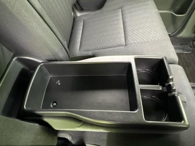 ヴォクシー ４ＷＤ　Ｓ－Ｇ　新品タイヤ／保証書／ディスプレイオーディオ＋ナビ／フリップダウンモニター／衝突安全装置／両側電動スライドドア／シートヒーター　前席／車線逸脱防止支援システム／ヘッドランプ　ＬＥＤ　衝突被害軽減システム（46枚目）