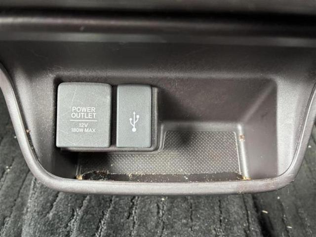 フリードハイブリッド ４ＷＤハイブリッドＧホンダセンシング　新品タイヤ／保証書／純正　ＳＤナビ／衝突安全装置／両側電動スライドドア／シートヒーター／車線逸脱防止支援システム／ヘッドランプ　ＬＥＤ／Ｂｌｕｅｔｏｏｔｈ接続／ＥＴＣ／ＥＢＤ付ＡＢＳ　バックカメラ（14枚目）