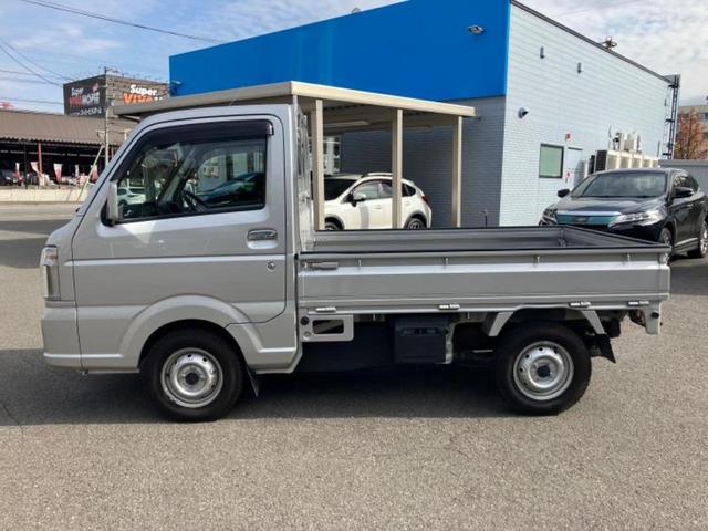 キャリイトラック ４ＷＤ　ＫＣスペシャル　新品タイヤ／保証書／衝突安全装置／車線逸脱防止支援システム／ＥＴＣ／ＥＢＤ付ＡＢＳ／横滑り防止装置／エアバッグ　運転席／エアバッグ　助手席／パワーウインドウ／キーレスエントリー／パワーステアリング（2枚目）