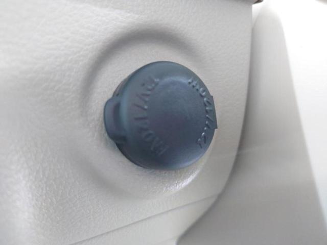 アルトラパン ４ＷＤ　Ｘ　純正　ＳＤナビ／衝突安全装置／シートヒーター　前席／ヘッドランプ　ＨＩＤ／Ｂｌｕｅｔｏｏｔｈ接続／ＥＴＣ／ＥＢＤ付ＡＢＳ／横滑り防止装置／アイドリングストップ／バックモニター／フルセグＴＶ／ＤＶＤ（37枚目）