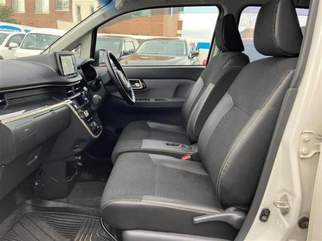 ムーヴ 4WDカスタムRS 20th AnvゴールドEd SA2 新品タイヤ/保証書/社外 ナビ/衝突安全装置/シート ハーフレザー/ヘッドランプ LED/ETC/EBD付ABS/横滑り防止装置/アイドリングストップ/バックモニター/ワンセグTV バックカメラ(6枚目)