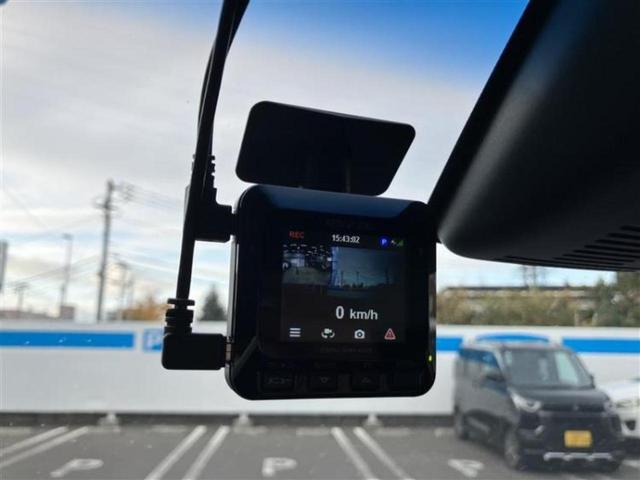 ムーヴ 4WDカスタムRS 20th AnvゴールドEd SA2 新品タイヤ/保証書/社外 ナビ/衝突安全装置/シート ハーフレザー/ヘッドランプ LED/ETC/EBD付ABS/横滑り防止装置/アイドリングストップ/バックモニター/ワンセグTV バックカメラ(14枚目)