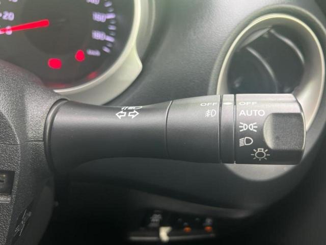 ジューク 4WD16GT FOUR 新品タイヤ/保証書/純正 SDナビ/エマージェンシーブレーキ/車線逸脱防止支援システム/ヘッドランプ HID/Bluetooth接続/ETC/EBD付ABS/横滑り防止装置/フルセグTV/DVD(14枚目)